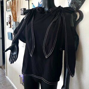 Halogen Tie-Shoulder, Cold-Shoulder Black Contrast-Stitch Draped Top